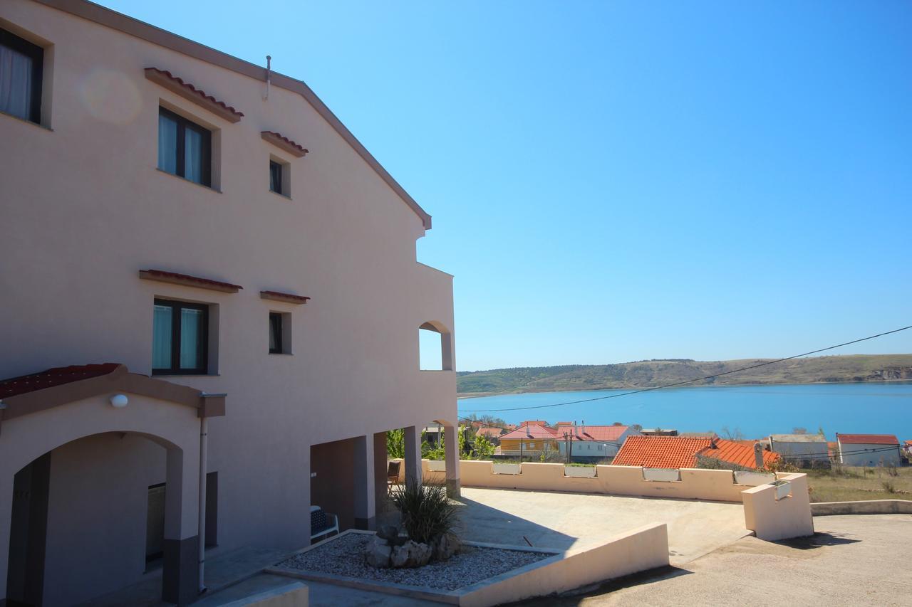 Apartments Njaco Ražanac エクステリア 写真