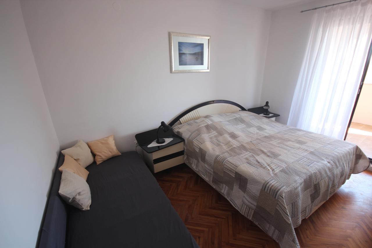 Apartments Njaco Ražanac 部屋 写真