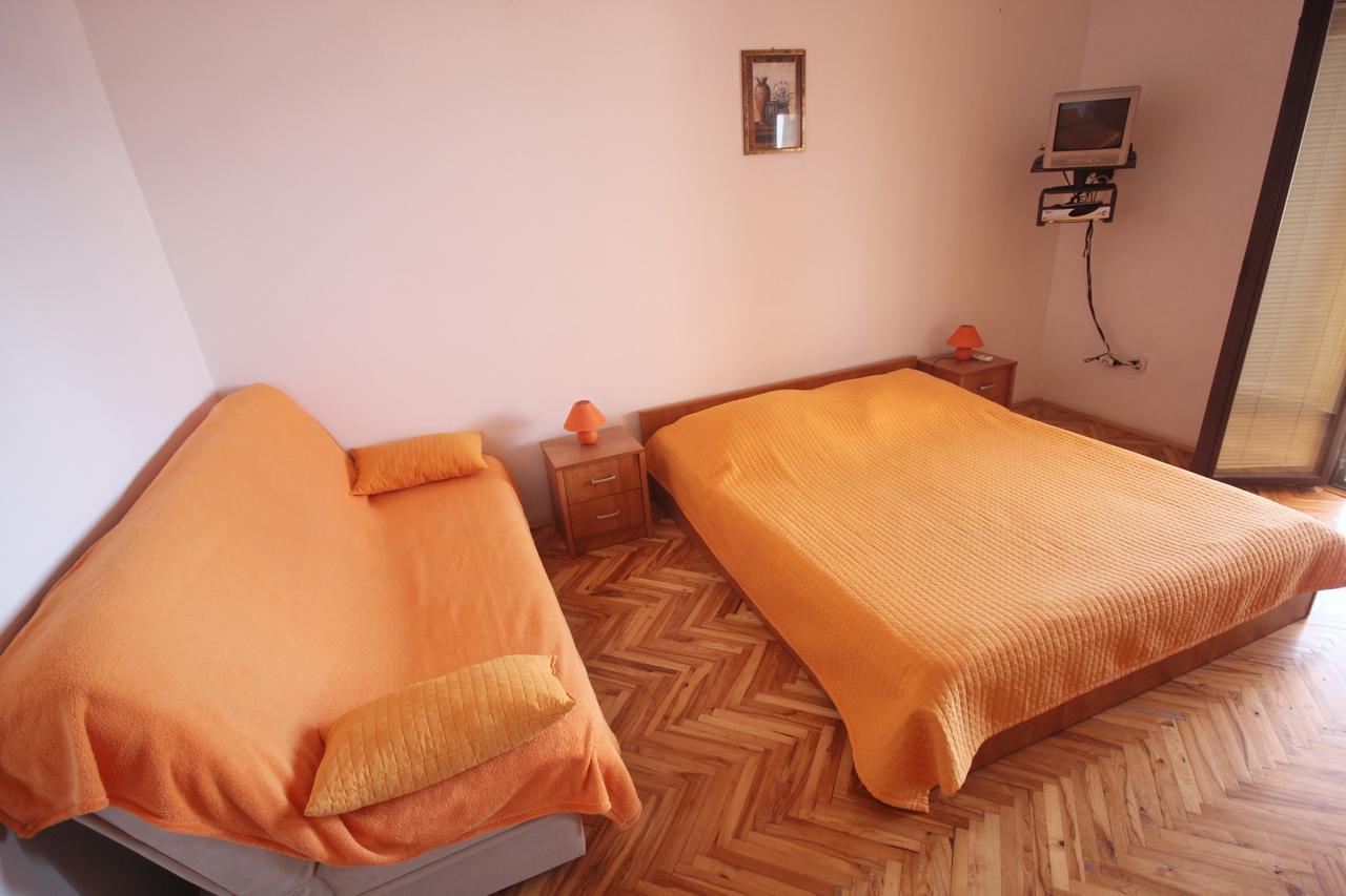 Apartments Njaco Ražanac 部屋 写真