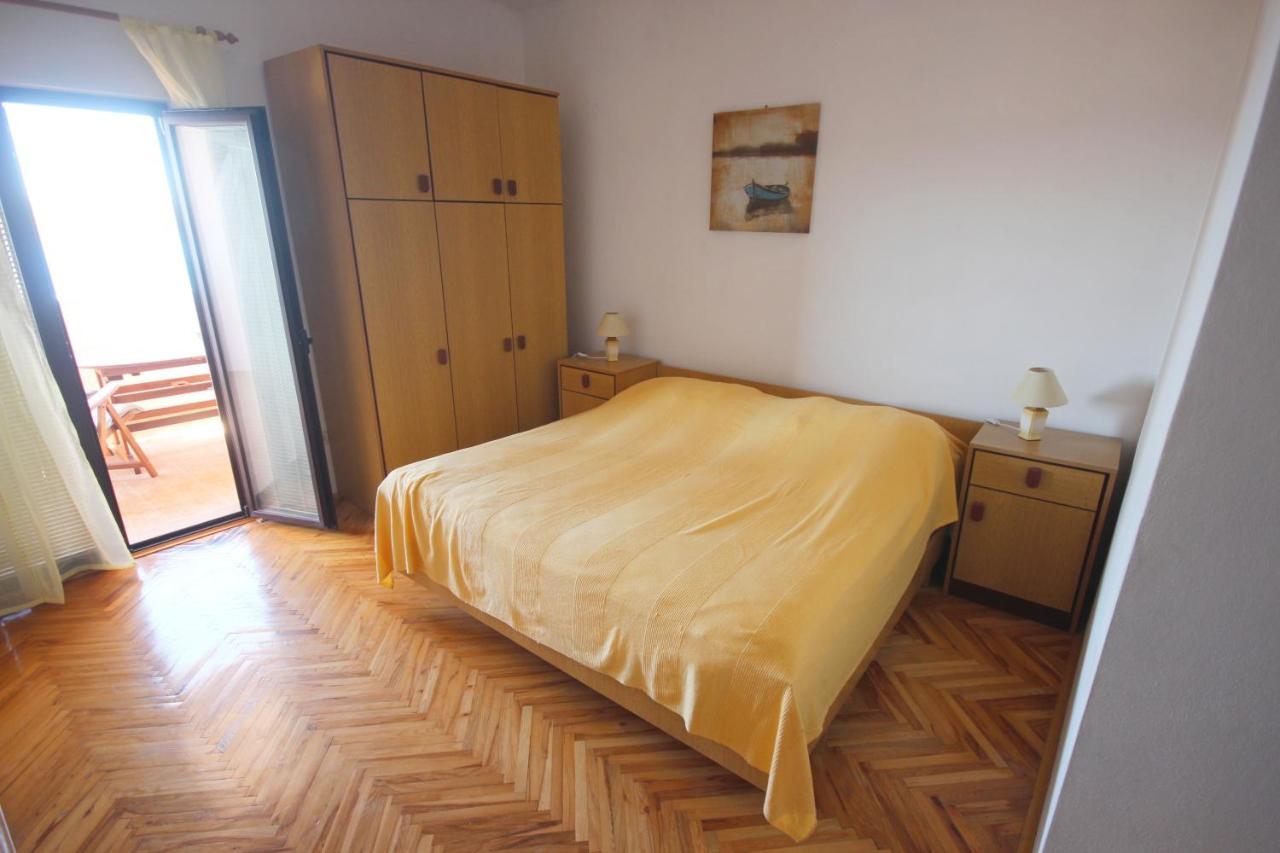 Apartments Njaco Ražanac 部屋 写真